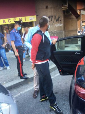 Intervento dei carabinieri a T.T. Tabacchi in via della Ferrovia 