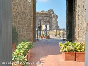Montefiascone - L'ingresso della Rocca dei Papi