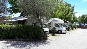 Pescia Romana - Area di sosta camper "La pineta"