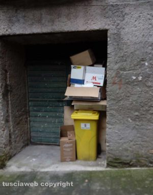 Vignanello - Degrado al centro storico e in piazza della Repubblica