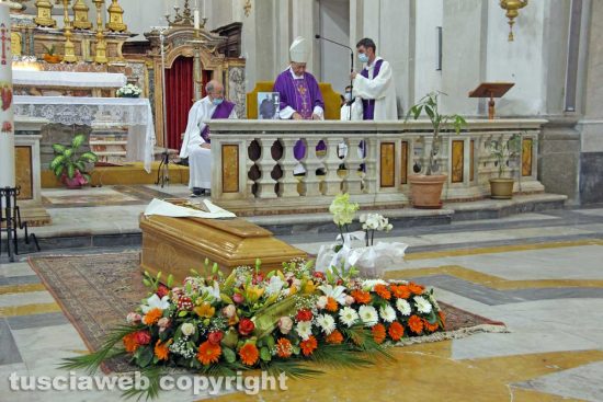 Viterbo - I funerali di padre Mario Mattei