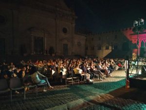 Il pubblico