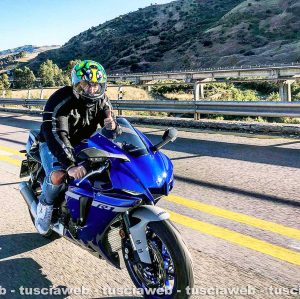 Francesco Bologna sulla moto Yamaha 1000 poco prima dell'incidente