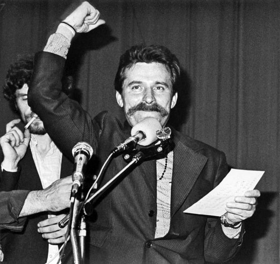 Lech Wałęsa in un'assemblea sindacale nel 1980