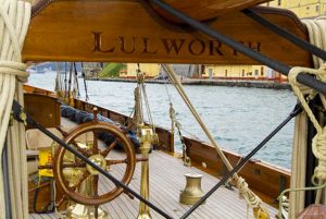 Lo yacht da regata "Lulworth"