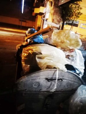 Vetralla - Rifiuti in in viale Eugenio IV