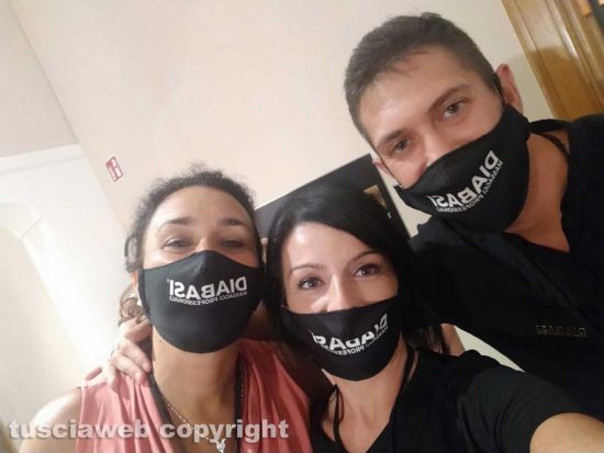 La massaggiatrice Samantha Svezia al festival di Venezia con i vip