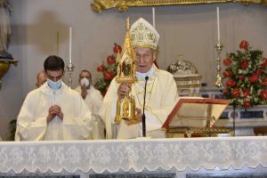 Il vescovo Fumagalli