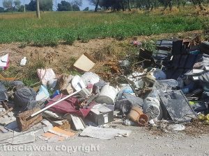 Viterbo - L'isola ecologia a Pian di Tortora