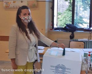 Referendum - Chiara Frontini al seggio