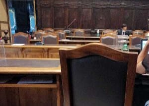 Viterbo - Consiglio comunale - Banchi della maggioranza vuoti durante le interrogazioni