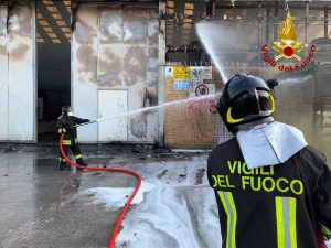 Ancona - Incendio al porto