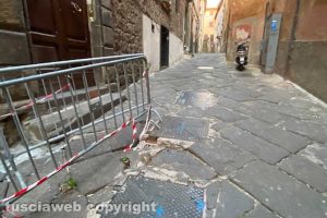 Viterbo - Incuria in via Fontanella del Suffragio
