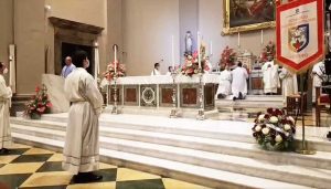 Viterbo - La messa per i facchini di santa Rosa