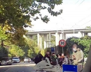 Orte - Studenti affollati alla fermata della Cotral