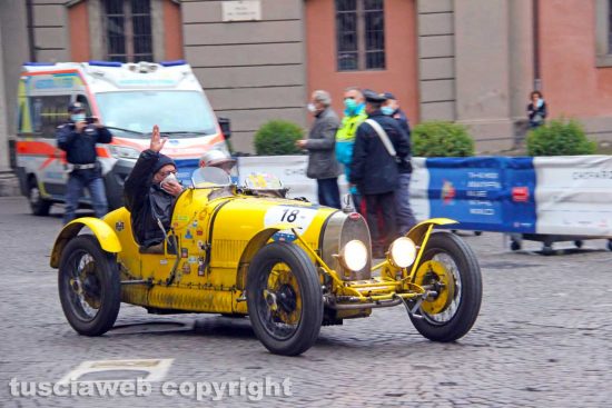 Viterbo - La Mille Miglia attraversa la città dei papi