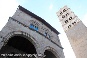 Viterbo - Piazza San Lorenzo