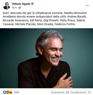 Il post su Facebook di Sgarbi 