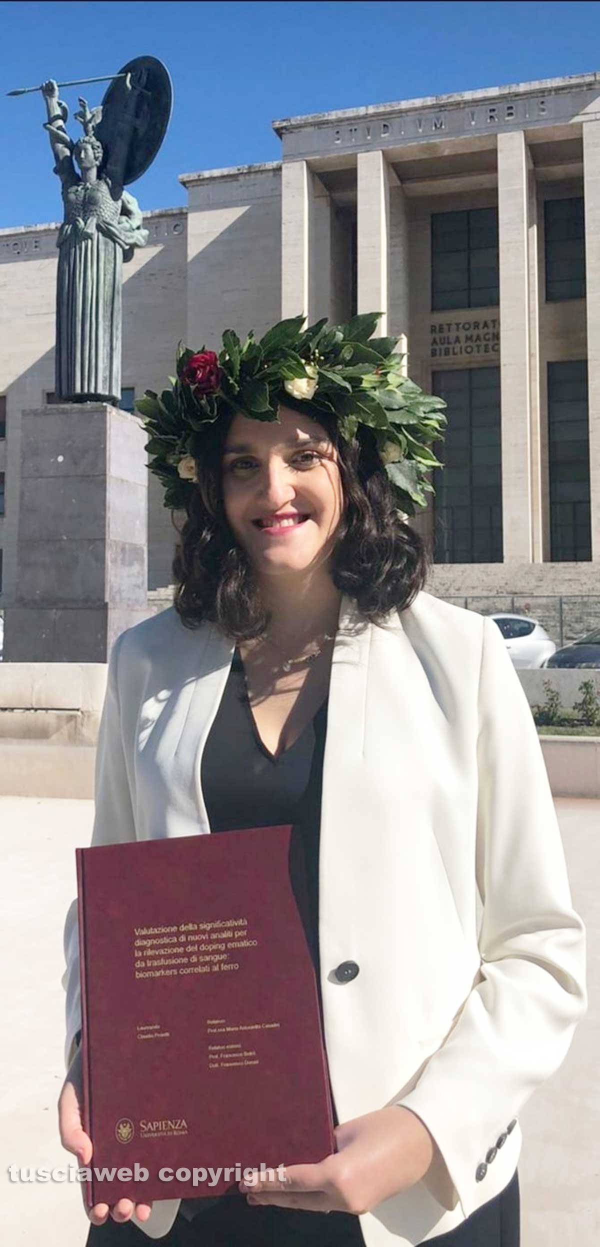 Vivissime Felicitazioni Alla Neo Dottoressa Claudia Tusciaweb Eu