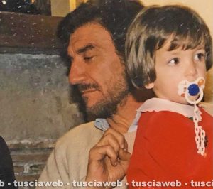 Viterbo - Gigi Proietti con Laura Iannaccone, figlia di Maurizio