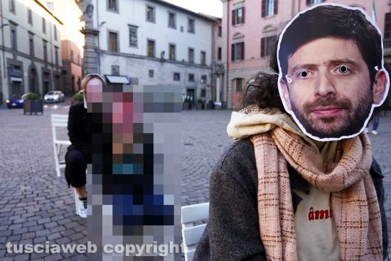 Viterbo - Il flash bob della Rete degli studenti medi