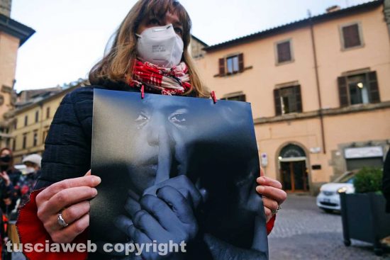 Viterbo - Il flash mob di Kyanos