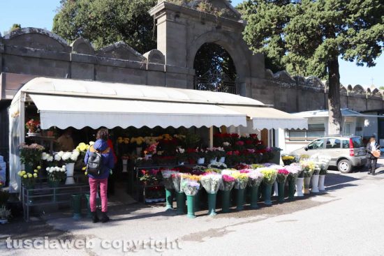 Viterbo - Chiosco Il Bonsai al cimitero San Lazzaro