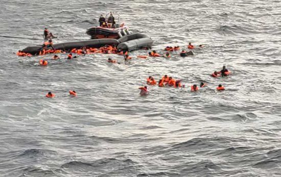 Naufragio nel mar Mediterraneo