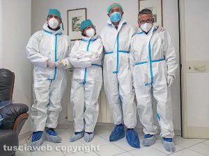 Montefiascone - Il drive-in nella sede operativa della protezione civile - I medici di base