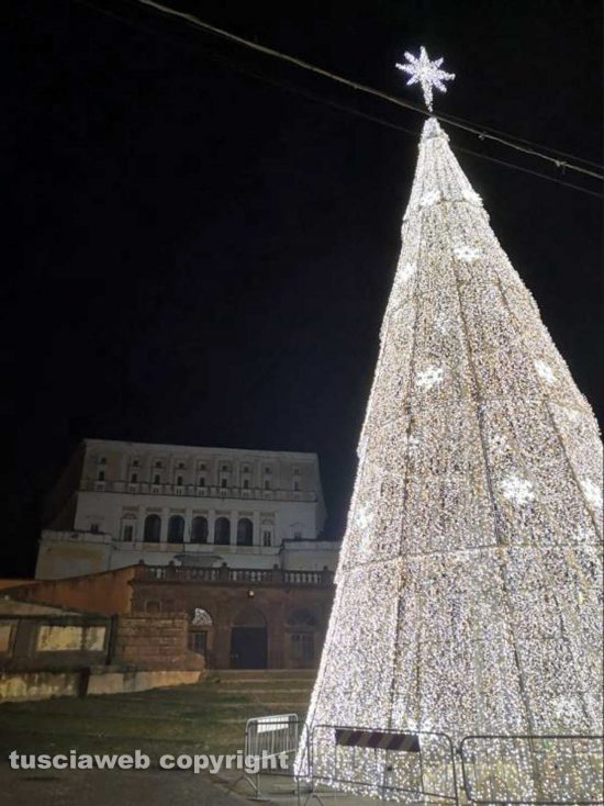 Caprarola - L'albero di Natale a palazzo Farnese