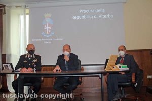 La conferenza stampa al comando provinciale dei carabinieri