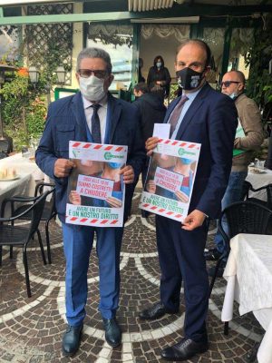 Vincenzo Peparello, presidente della Confesercenti di Viterbo,  e Claudio Pica, presidente Fiepet di Roma e del Lazio