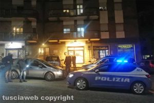 Viterbo - Giovane accoltellato alla schiena