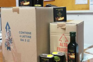 Orte - L'azienda Romina Ligas di Vitorchiano dona olio novello per le famiglie bisognose