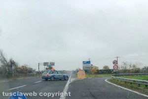 Viterbo - Svincolo chiuso in strada Bagni