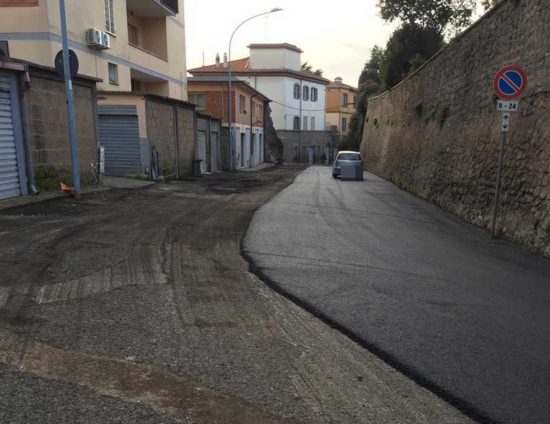 Viterbo - Via I Maggio - Lavori di asfaltatura