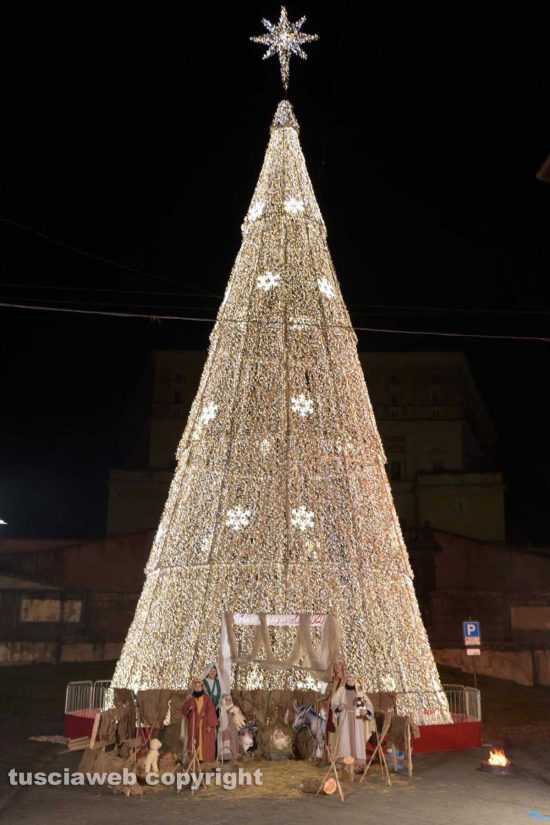 Caprarola - L'albero di Natale a palazzo Farnese