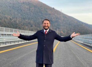 Terni - Giancarlo Cancellieri, viceministro alle Infrastrutture, in visita al cantiere ultimato della Terni-Rieti