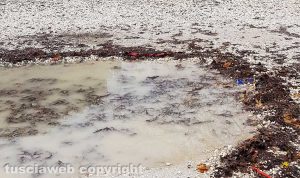 Degrado al parcheggio sulla Teverina