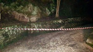 Orte - La strada della Trinità chiusa per frana