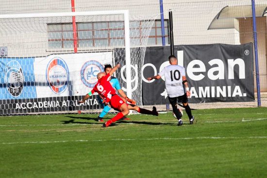 Sport - Calcio - Flaminia - I rossoblù in campo