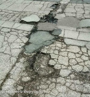Viterbo - Buche a via Monfalcone