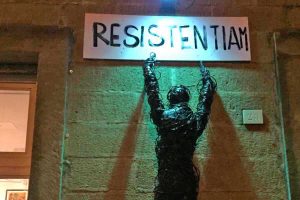 Viterbo - L'installazione artistica "Resistentiam"