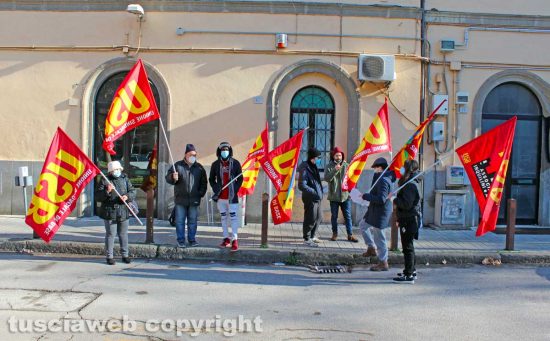 Viterbo - L'Usb ricorda i morti di Viareggio