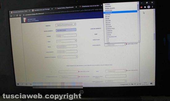 Domanda di cittadinanza on line - Il Bangladesh non compare tra i paesi in elenco