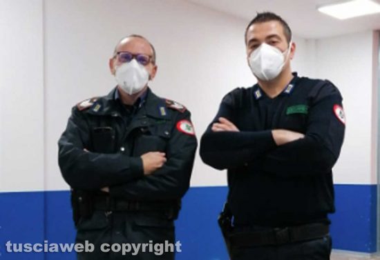 Viterbo - Lo staff del pronto soccorso al lavoro la notte di Capodanno