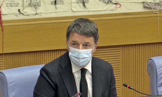 Matteo Renzi alla conferenza di Italia Viva