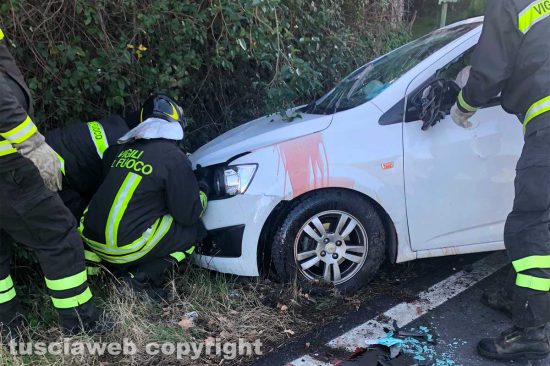 Viterbo - L'incidente su strada Carcarelle