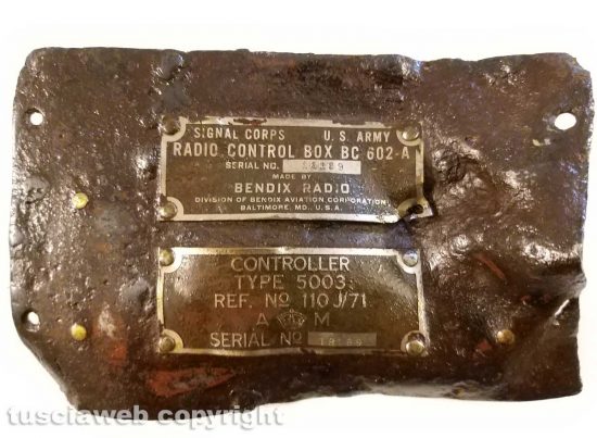 Graffignano - Parte della strumentazione radio rinvenuta dell'A-36