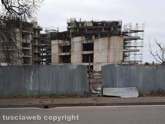 Viterbo - Il cantiere del "Colosseo" al Riello